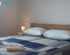 Pansiyon Rooms & Apartments Ankica (Primošten, Hırvatistan)