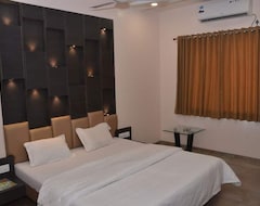 Hotel Paradise (Ahmednagar, Indien)