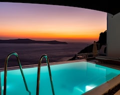 فندق Day Dream Luxury Suites (فيرا, اليونان)