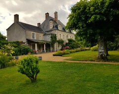 Toàn bộ căn nhà/căn hộ Les Rangeardieres - Maison Familiale (Saint-Barthélemy-d'Anjou, Pháp)