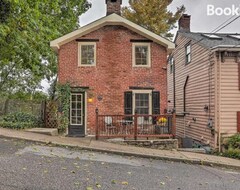 Toàn bộ căn nhà/căn hộ Historic Home In Lambertville Walk To Bridge (Lambertville, Hoa Kỳ)