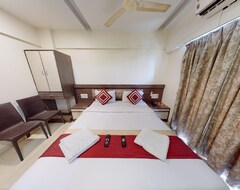 Hotel Shelter Palace (Navi Mumbai, India)