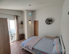 Hele huset/lejligheden Rellax-inn Apartament With A Private Pool And Cozy Backyard (Sorihuela, Spanien)