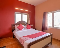 Oyo 70195 Green Castle Resort Saver (Bulandshahr, India)