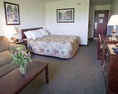 Khách sạn Service Plus Inns And Suites (Grande Prairie, Canada)