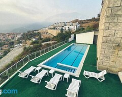 Tüm Ev/Apart Daire Business & Relax Villa In Alanya, Privacy, Pool, 3 Floors, Top-class Home (Mahmutlar, Türkiye)