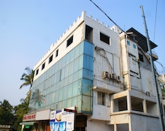 Hotel OYO 9902 Nedumparambil Residency (Kochi, India)