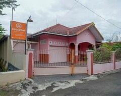 Khách sạn Koolkost Syariah Near Living Plaza Purwokerto (minimum Stay 6 Nights) (Purwokerto, Indonesia)