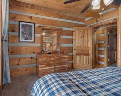 Toàn bộ căn nhà/căn hộ Hidden Cove, 3 Bedrooms, On The Lake, Sleeps 7 (Baneberry, Hoa Kỳ)