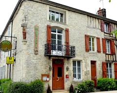 Otel Logis Hôtel le Saint Nicolas (Bar-sur-Aube, Fransa)