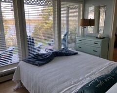 Toàn bộ căn nhà/căn hộ Oceanfront One Bedroom 700 Sq Ft Suite (Prospect, Canada)