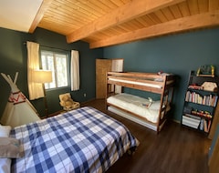 Hele huset/lejligheden Kid-friendly, Modern, And Full Of Personality And 1 Minute Walk To The Lake (Running Spri, USA)