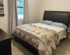 Entire House / Apartment Peaceful, Quaint, Cozy Stay (Folsom, USA)