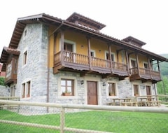 Toàn bộ căn nhà/căn hộ Casa De Aldea Peñanes 3, 15 Minutes From Oviedo (Morcín, Tây Ban Nha)