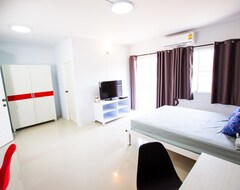 Hotel Room 9 Residence (Pattaya, Thailand)