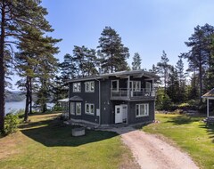 Toàn bộ căn nhà/căn hộ Holiday Home On The West Coast With A Panoramic View Of Sea | Se09029 (Stillingsön, Thụy Điển)