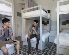 Hotel Cacha Bed (Bangkok, Thailand)
