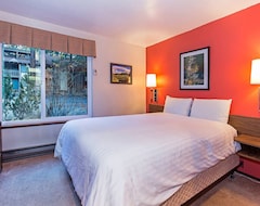 Hotel Sweet One Bedroom, 1.25 Bath Mountain Condo, Horizons 4 #125, In Town - On Shuttle Route (Mammoth Lakes, USA)