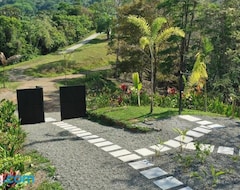Cijela kuća/apartman New Listing - Heliconia Casita Ac/pool/paved Road (Orotina, Kostarika)