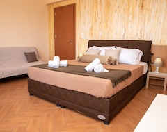 Hotel Suites Argo (Kardamyla, Greece)
