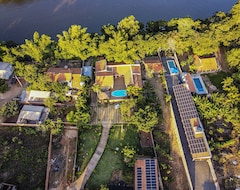 Entire House / Apartment Pesqueiro - Rancho Com Lazer Completo Em Coxim/ms (Coxim, Brazil)