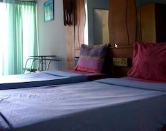 Bed & Breakfast Fueang Fha Palace Hotel (Buriram, Thailand)
