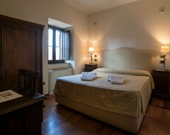 Khách sạn Hotel Scilla (Sorano, Ý)