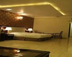 Hotel Inder Paradise (Jalandhar, Indien)