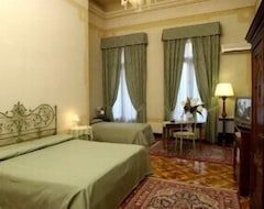 Villa Ducale Hotel & Ristorante (Dolo, Italy)