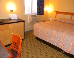 Hotel Stay Inn & Suites - Stockbridge (Stokbridž, Sjedinjene Američke Države)