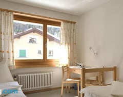 Hotel Chesa Islas - Two Bedroom (Pontresina, Švicarska)