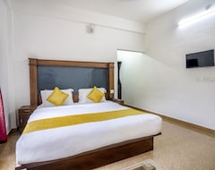 Khách sạn Fabhotel Abrigo Residency (Munnar, Ấn Độ)