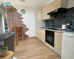 Casa/apartamento entero Edouard 2. Logement Complet. (Charleville-Mézières, Francia)