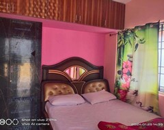 Toàn bộ căn nhà/căn hộ Uk Guest House Three-bedroom Villa (Chittoor, Ấn Độ)
