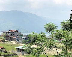 Hotelli View Top Lodge & Restaurant (Pokhara, Nepal)