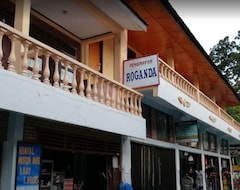 Koko talo/asunto Roganda Guest House (Ambarita, Indonesia)