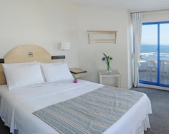 Hotel Neruda Mar Suites (Vina del Mar, Čile)