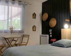 Bed & Breakfast Montalivet - Jolie Villa Dans Les Pins à  800 M Plage Sud - Quartier Calme (Vendays-Montalivet, Francuska)
