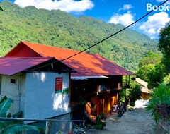 Koko talo/asunto Ba Be Homestay (Bac Kan, Vietnam)