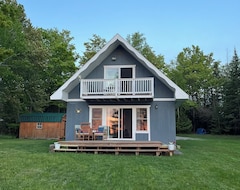 Entire House / Apartment New Listing! Lakefront Cottage On Munuscong Bay In The Beautiful Upper Peninsula (Barbeau, USA)