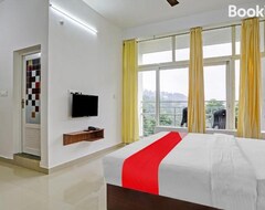 Oyo Flagship 81260 Hotel Crown Lodge (Munnar, Indien)