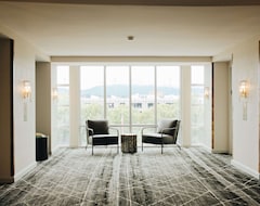 The Chattanoogan Hotel, Curio Collection By Hilton (Chattanooga, USA)