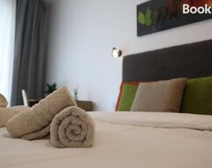 Hele huset/lejligheden Bright 2 Bedroom 2 Bath Apartment 1min From Sea (Bugibba, Malta)