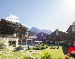 Hotel Post Alpina - Family Mountain Chalets (San Candido, Italija)