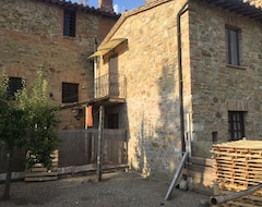 Tüm Ev/Apart Daire Pretty Stone House In The Castle Of S.apollinare Xi Cent. Discount 10% Listprice (Marsciano, İtalya)
