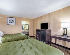 Otel Quality Inn & Suites (Santee, ABD)