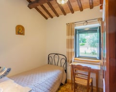 Toàn bộ căn nhà/căn hộ Vacation Home Il Noceto (pnn100) In Penne - 10 Persons, 5 Bedrooms (Penne, Ý)