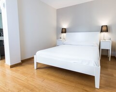 Tüm Ev/Apart Daire Apartamento 2+1 En Girona (Gerona, İspanya)