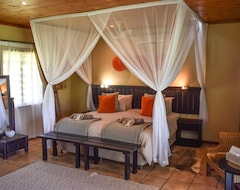 Khách sạn African Spirit Game Lodge (Mkuze, Nam Phi)