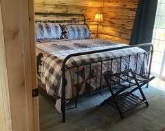 Toàn bộ căn nhà/căn hộ Authentic Montana Wilderness Log Cabin (pet Friendly) (Marion, Hoa Kỳ)